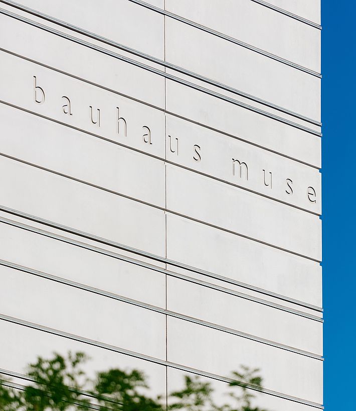 Fassade des Bauhaus-Museums Weimar