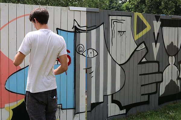 West Parkside: Graffitikunst am Neuen Bauhaus