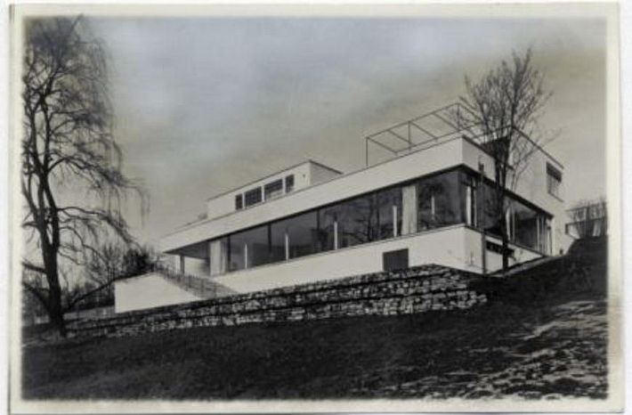 Haus Tugendhat, Gartenseite, Brünn, Architektur: Ludwig Mies van der Rohe / Foto: unbekannt, 1930.
