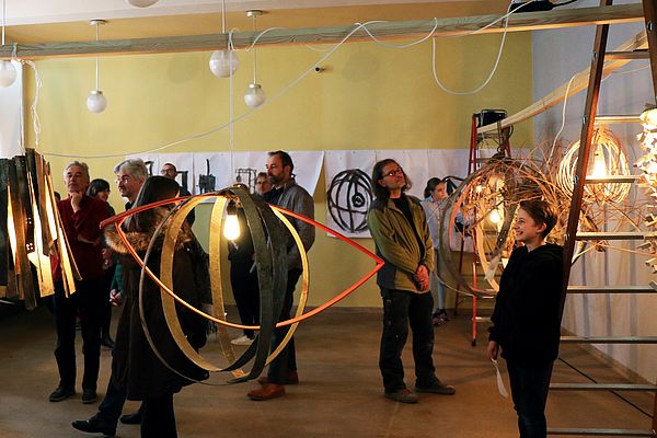Präsentation „aus Alt mach Neu“- Upcycling Lampenbau Workshop