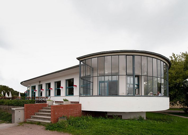 Kornhaus, Dessauer Ausflugslokal, Architektur: Carl Fieger, 1930 / Foto: Christoph Petras, 2009.